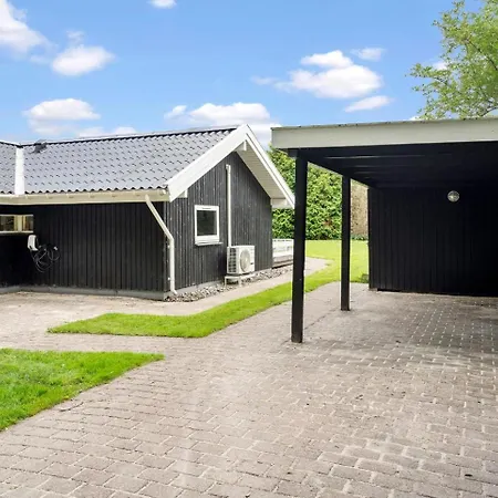 Summer House Close To Nature And *