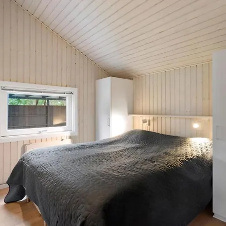 Sommarhus Nära Och Dronningmølle