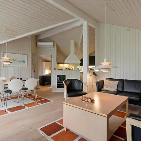 Sommarhus Nära Och
